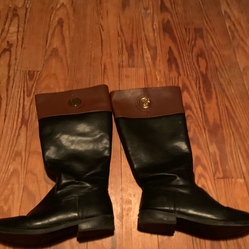 Boots - Picture 2 of 3